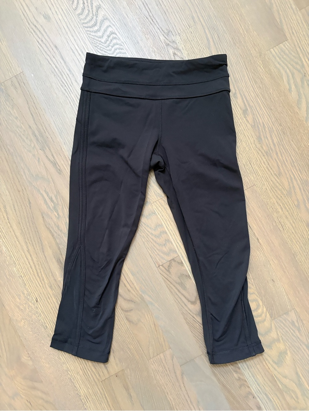 lululemon athletica Black Capri Leggings